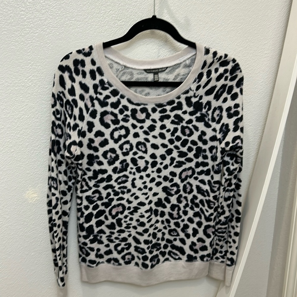 victoria’s secret crewneck